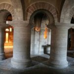 abbaye-de-saint-benoit-sur-loire-crypte-H1-600x401