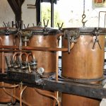 Distillerie DE BOU, les 3 vases de l'alambic